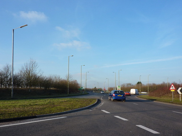 Roundabout off the A34 for Oxford... © Alexander P Kapp cc-by-sa/2.0 ...