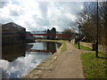 Leeds and Liverpool Canal, Footbridge