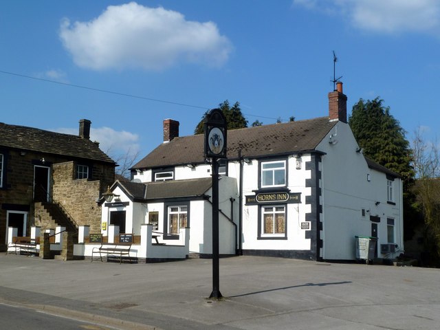 The Horns Inn © Graham Hogg cc-by-sa/2.0 :: Geograph Britain and Ireland