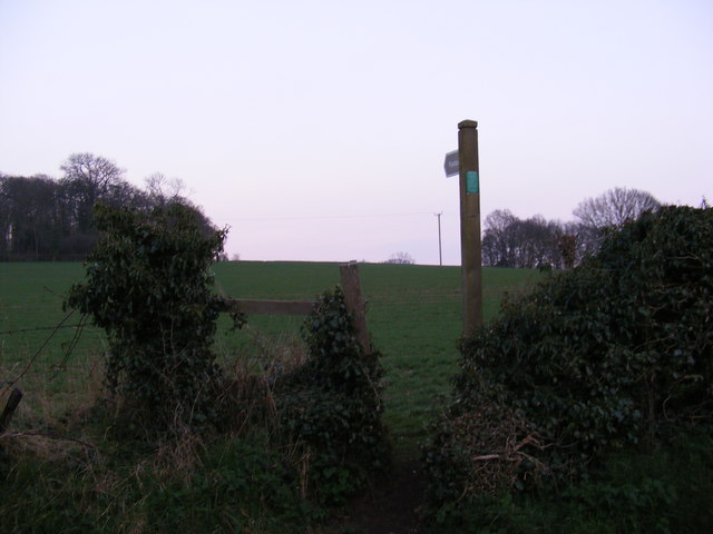 Footpath to Silverlace Green