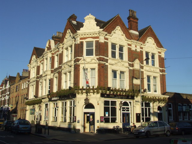 Station Hotel, Hither Green © Malc McDonald cc-by-sa/2.0 :: Geograph ...