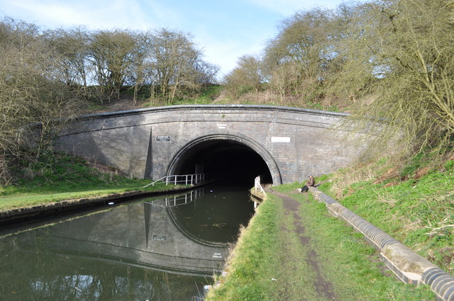 Netherton Canal Tunnel © Ashley Dace Cc By Sa20 Geograph Britain And Ireland 4548