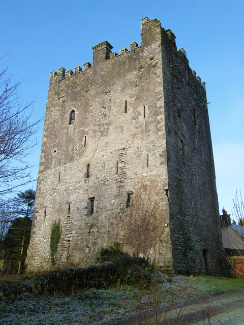 Ballaghmore Castle © dougf cc-by-sa/2.0 :: Geograph Ireland