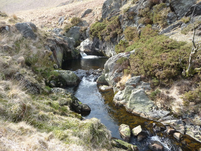 Gorge-like section of the Rhiwnant © Jeremy Bolwell cc-by-sa/2.0 ...