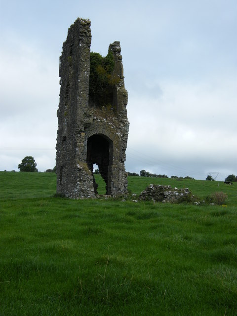 Knigh Castle © dougf cc-by-sa/2.0 :: Geograph Britain and Ireland