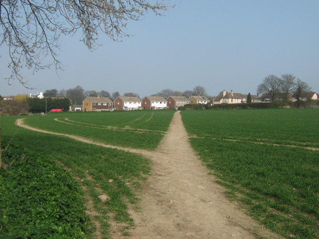 Footpath to Station Road