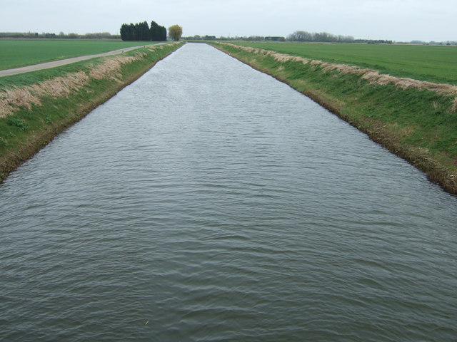 The South Holland Main Drain looking east from Coy Bridge