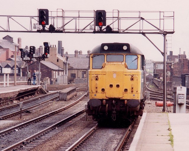 Leeds Station, 1984