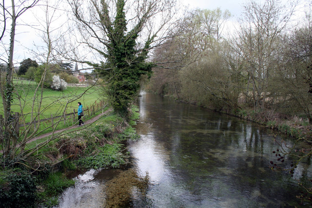 Whitchurch: River Test © Dr Neil Clifton :: Geograph Britain and Ireland