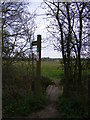 Footpath to Gortons Cottages & the A1120 High Road