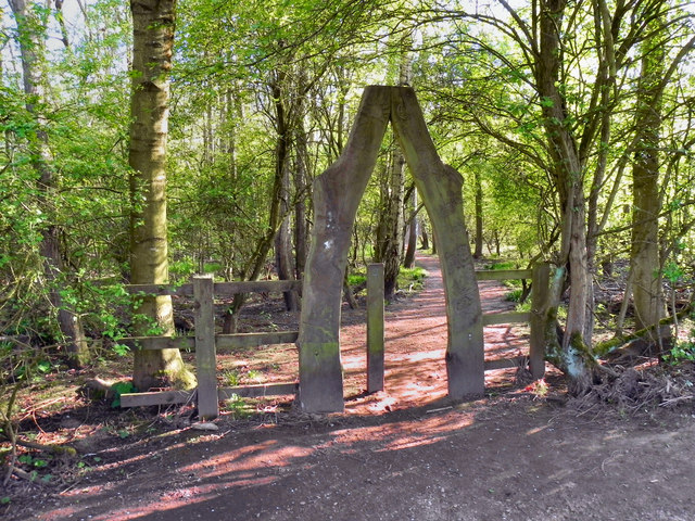 Archway to Health Trail, Sale Water Park