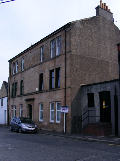 Tenement in Back Sneddon Street © Thomas Nugent :: Geograph Britain and ...