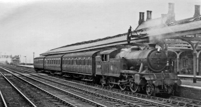 Durham Station, with local train from... © Ben Brooksbank :: Geograph ...