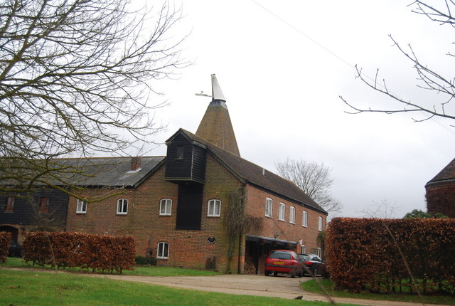 Barnes Street Oasts © N Chadwick Geograph Britain And Ireland