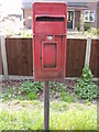 Short -Thorn Road Postbox