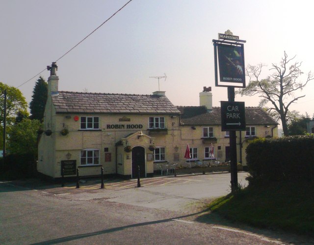 The Robin Hood Inn © Anthony Parkes Cc-by-sa 2.0 :: Geograph Britain 