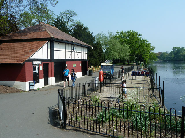 Boat hire base, Valentines Park © Robin Webster cc-by-sa/2.0 ...