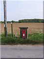 TM2865 : Dennington Road Postbox by Geographer