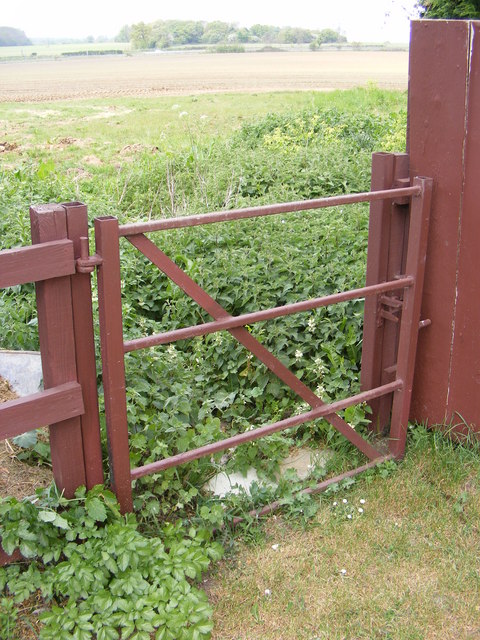 Footpath Gate on footpath to the A12 Main Road
