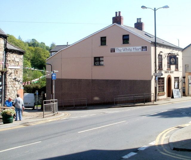 The White Hart, Abersychan © Jaggery cc-by-sa/2.0 :: Geograph Britain ...