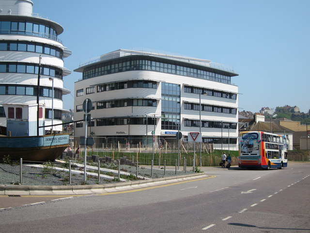 NHS building, Station Plaza