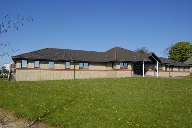 Mastrick Community Centre © Bill Harrison cc-by-sa/2.0 :: Geograph ...