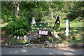 Evendine Spout - Well Dressing 2011 - Togetherness