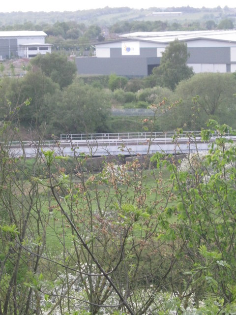 Rail bridge across River Tame