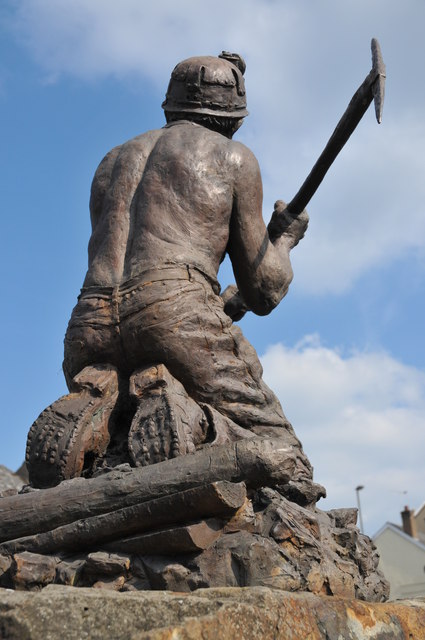 Miners' Memorial, Cinderford © Philip Halling :: Geograph Britain and ...