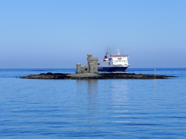 Douglas Bay: The Tower of Refuge and Ben-My-Chree