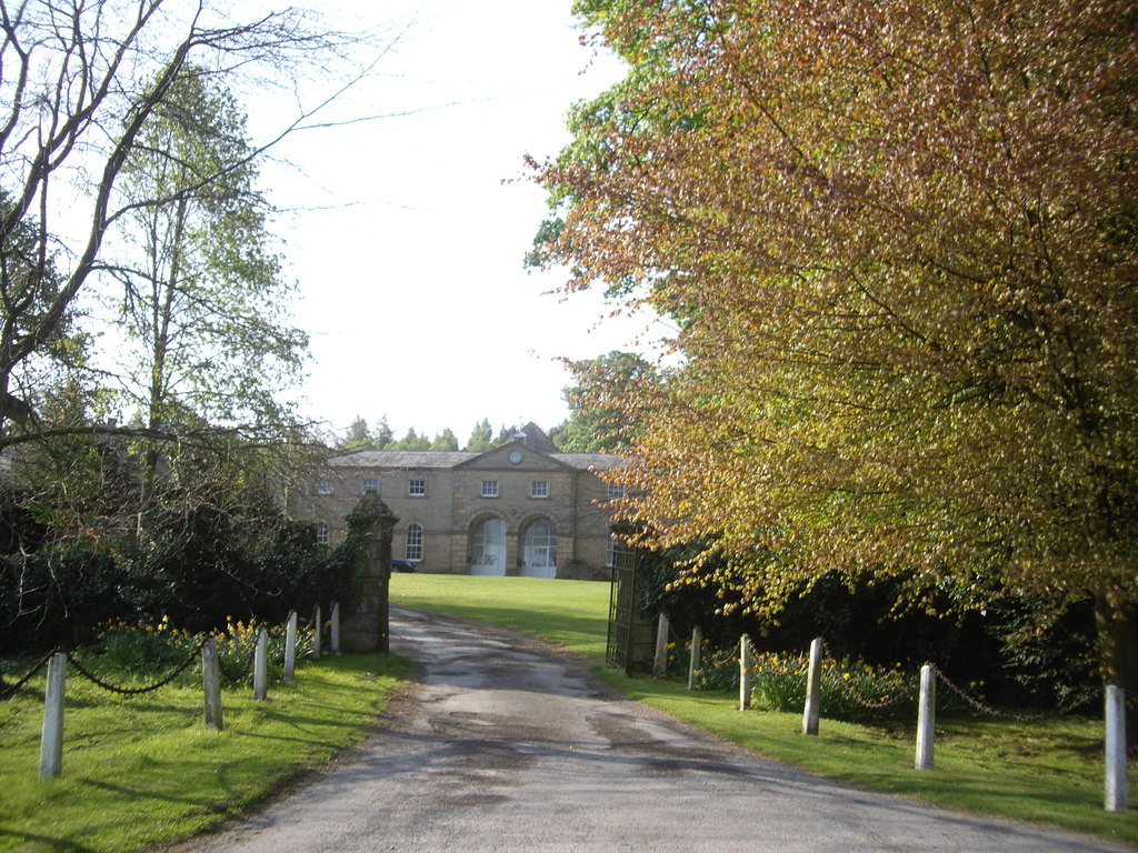 Gateway access to Barningham Park © Stanley Howe cc-by-sa/2.0 ...