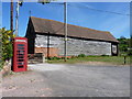 Phone box and barn in Sheinton