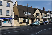 SU1093 : The Old Bear, Cricklade by Philip Halling