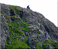 NS3860 : Rock climbing on Kenmure Hill by Thomas Nugent