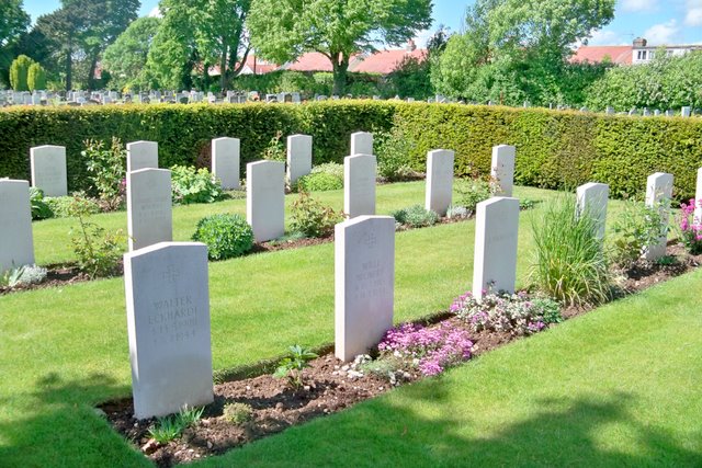 German War Graves - Gosport © Colin Babb :: Geograph Britain and Ireland