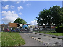 SE2433 : Greenhill Primary School - Gamble Hill Drive by Betty Longbottom