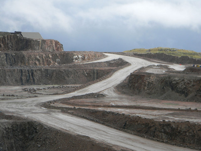 Glensanda Quarry - (2) © The Carlisle Kid :: Geograph Britain and Ireland