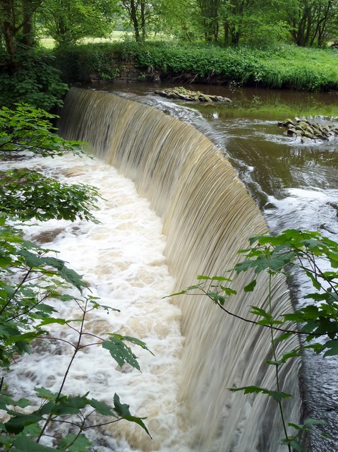 Weir on the River Goyt at Disley © Graham Hogg cc-by-sa/2.0 :: Geograph ...