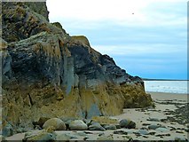 NX3639 : Greywacke Rocks by Andy Farrington