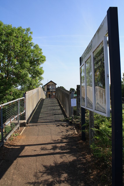Footbridge over the B1354