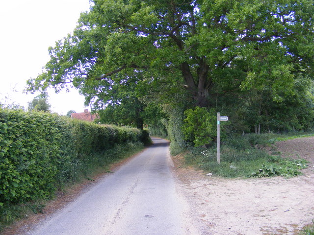 Low Road, Bruisyard & footpath to Church Road
