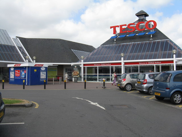 Welcome to TESCO Bedford © M J Richardson :: Geograph Britain and Ireland