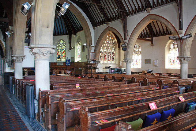 Holy Trinity, Manor Road, Wallington -... © John Salmon cc-by-sa/2.0 ...