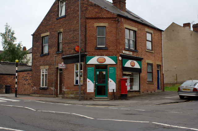 Barrow Road Post Office Wincobank Mark Anderson cc by sa 2.0