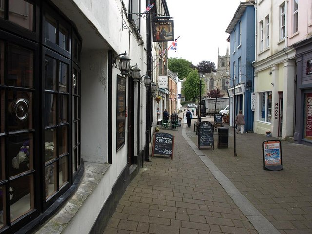 Honey Street, Bodmin © David Gearing cc-by-sa/2.0 :: Geograph Britain ...