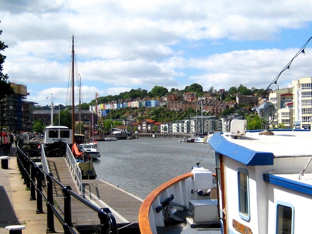 where do cruise ships dock in bristol