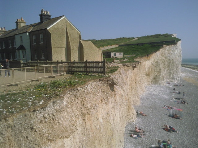 Coastguard cottages at Birling Gap © Marathon cc-by-sa/2.0 :: Geograph ...