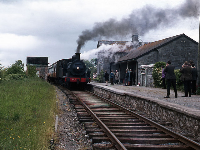 Steam train at Askeaton