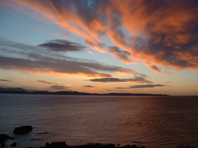Red over Skye at night means...