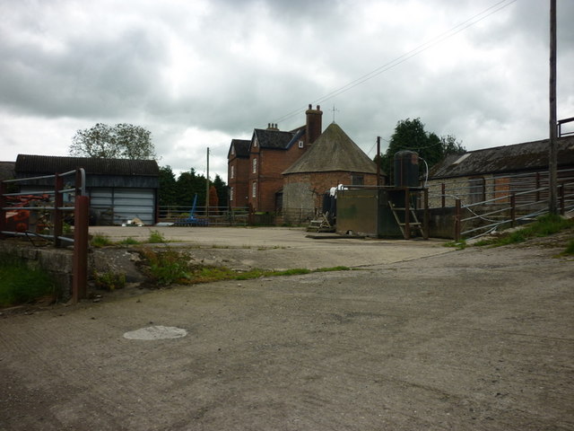 Red House Farm near Five Turnings © Ian S :: Geograph Britain and Ireland